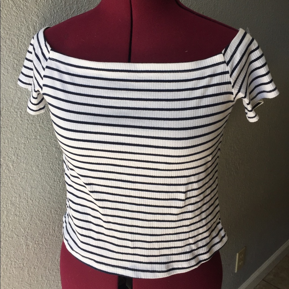 Cute crop top